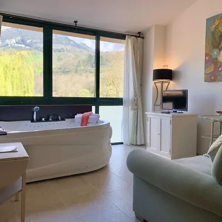 Ξενοδοχείο Akla Palacio Torre De Ruesga